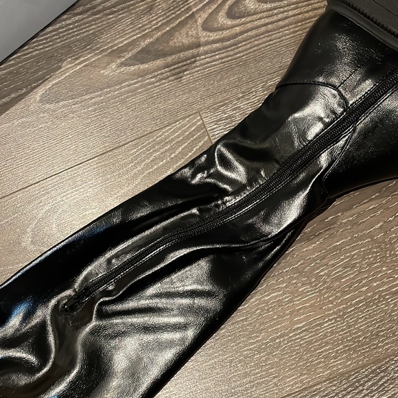 NWB Thigh high/over the knee platform boots US9M - Picture 7 of 7